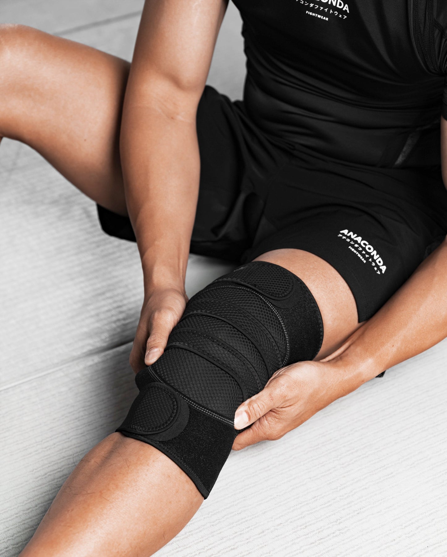 Ice Recovery Knee Wrap
